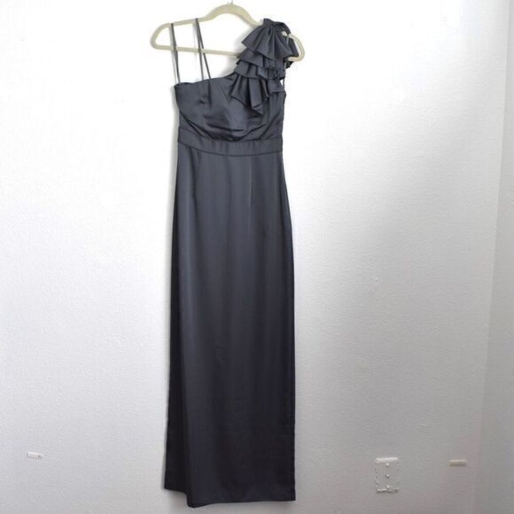 Max & Cleo formal gown Size 2 Color New With Tags the gown has a couple flaws